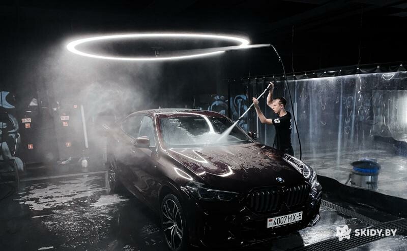 Скидка на все автомоечные услуги в Black Star Car Wash