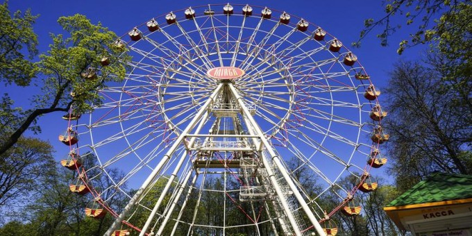 Когда в столичных парках будут работать аттракционы?