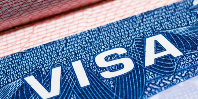 С 20 марта Беларусь вводит электронные визы для граждан 67 стран, включая США, Канаду, страны ЕС, Австралию, Новую Зеландию, Японию и Великобританию.